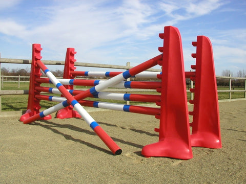 2 pairs of Red 8 Cups with 6 Pro Poles coloured: Red, Blue & White. 